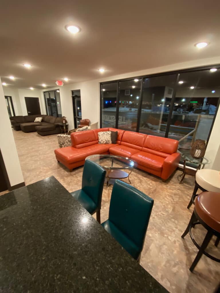 Gryff Apartmetns 9